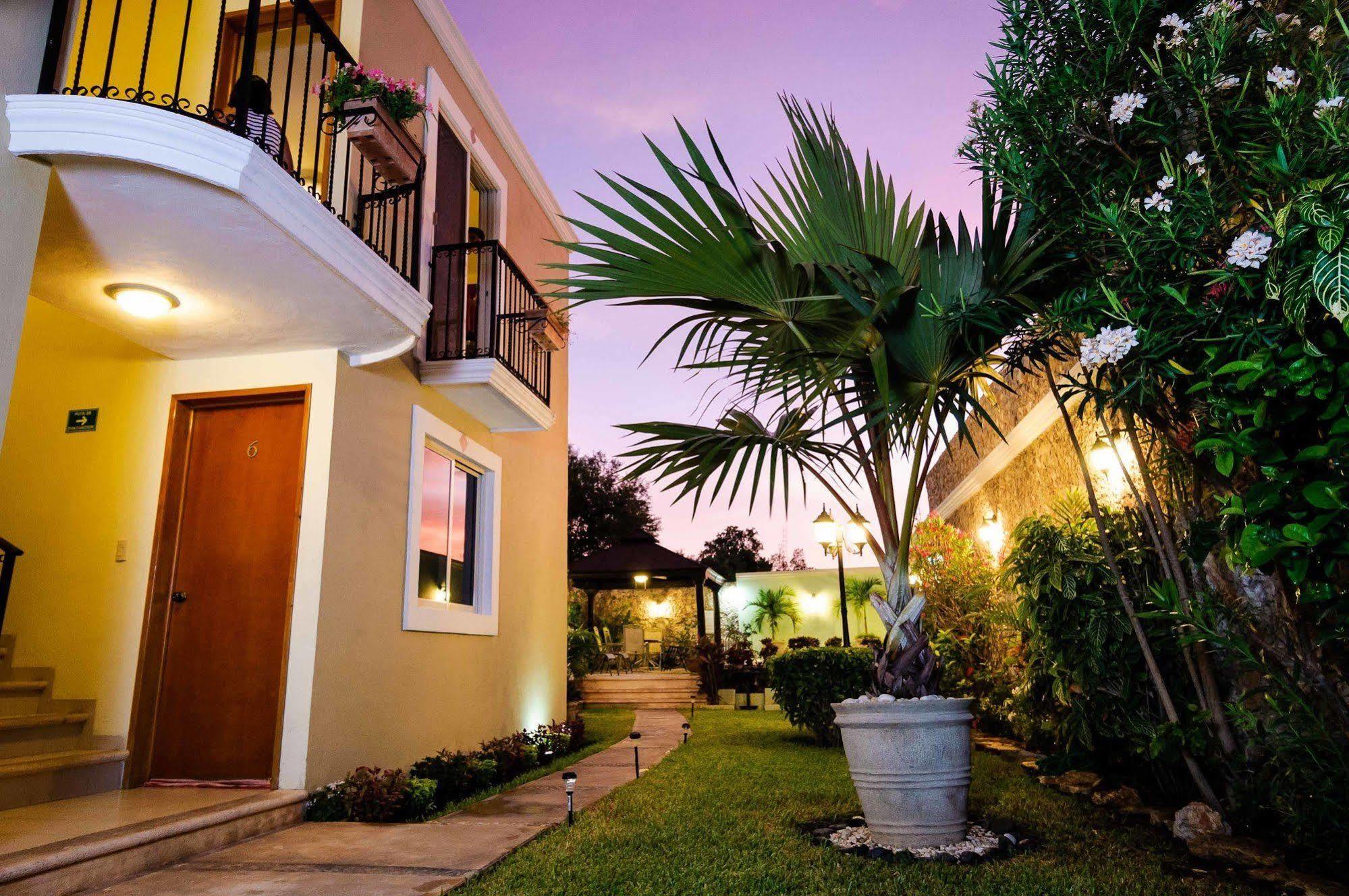 Hotel Casa Nobel Merida Exterior photo